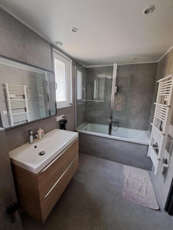 Superbe Rez-De-Jardin Refait A Neuf. Apartment Breil sur Roya Bagian luar foto